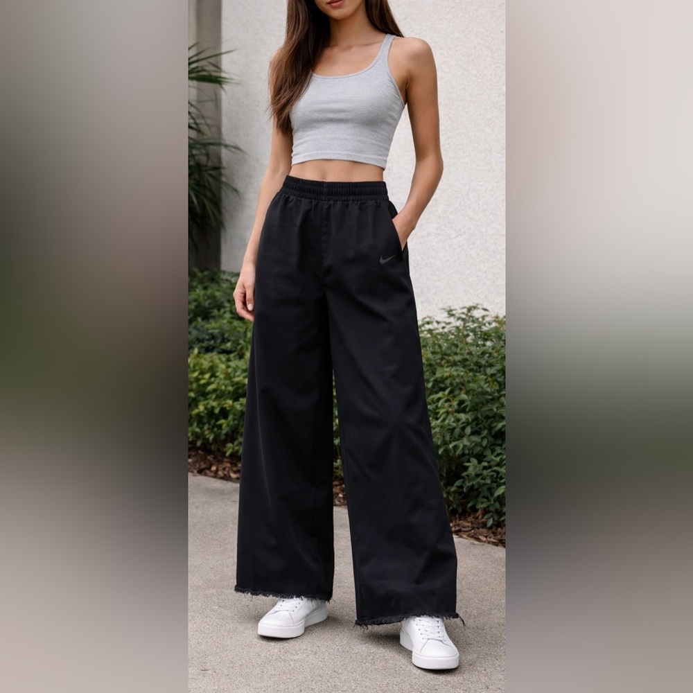 Nike Sportswear Black Wide Leg Pants Raw Hem Style Size Small